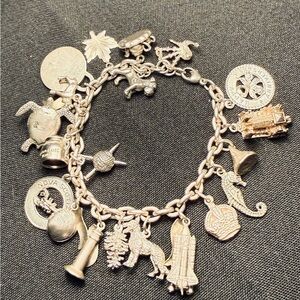 VTG Charm Bracelet Sterling 925 With 21 Charms 70 G Silver Animals Travel